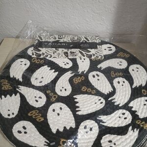 Tahari Ghost Print Round Placemats